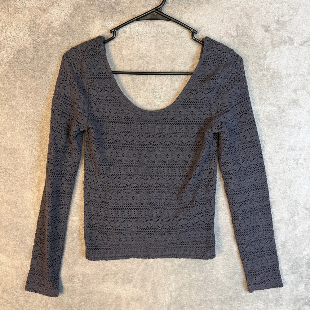 American Eagle Top Womens Small Pointelle Knit Gray Long Sleeve Scoop Neck EUC